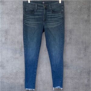 GAP Blue Jeggings with Slim Fit and Ankle Length. Size 16